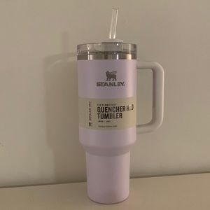 NWT Stanley Wisteria 40 oz Quencher